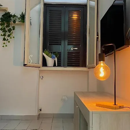 بيت للعطل Casa Capodichino